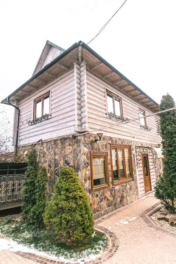 Котедж У Марка Yaremche Ngoại thất bức ảnh